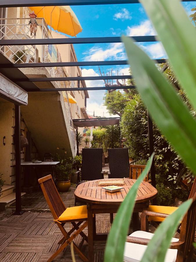 Votre Sejour A Sanary Dans Bas De Villa Avec Terrasse Vegetalisee Et Abritee Exposition Est Sud Ouest A 400M Du Centre Ville En Zone Pietonne Ou Tout Peut Se Faire A Pied Санари-сюр-Мер Экстерьер фото